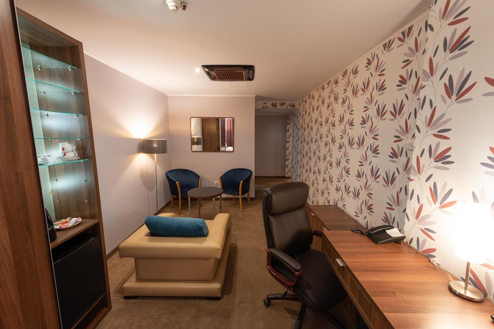 Hotel Wyndham Cluj Extérieur photo